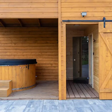 Σπίτι διακοπών Z Sauna I Jacuzzi Lesny Azyl -